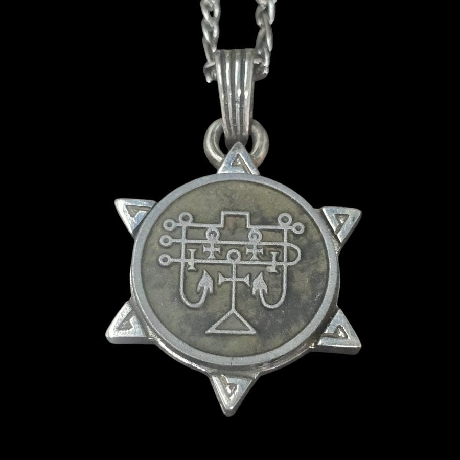 I wove the Demon 63 MARQUES ANDRAS and the Secret Seal of Solomon 72 Demons, Lesser Key of Solomon, Goetia, in Silver, 3 x 2.5 cm, 12 g, Art 1922 - Bricks Masons