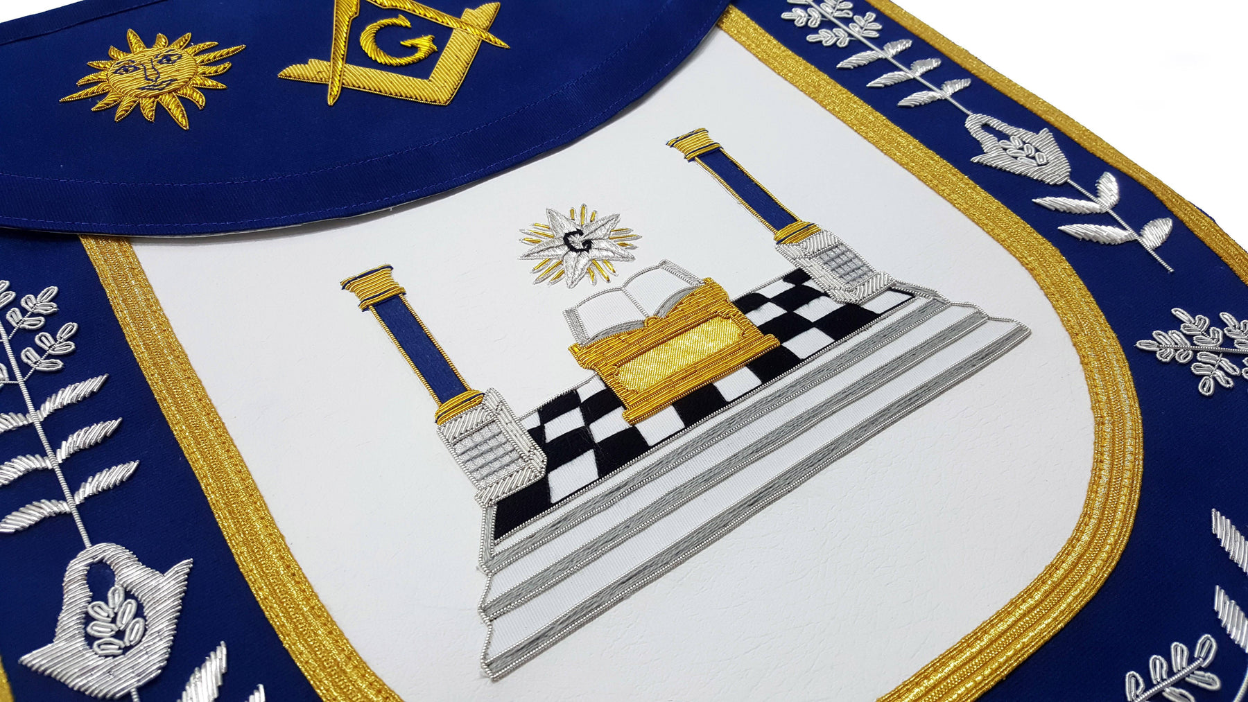 Master Mason Blue Lodge Apron - Altar, Sun, Moon & Pillars