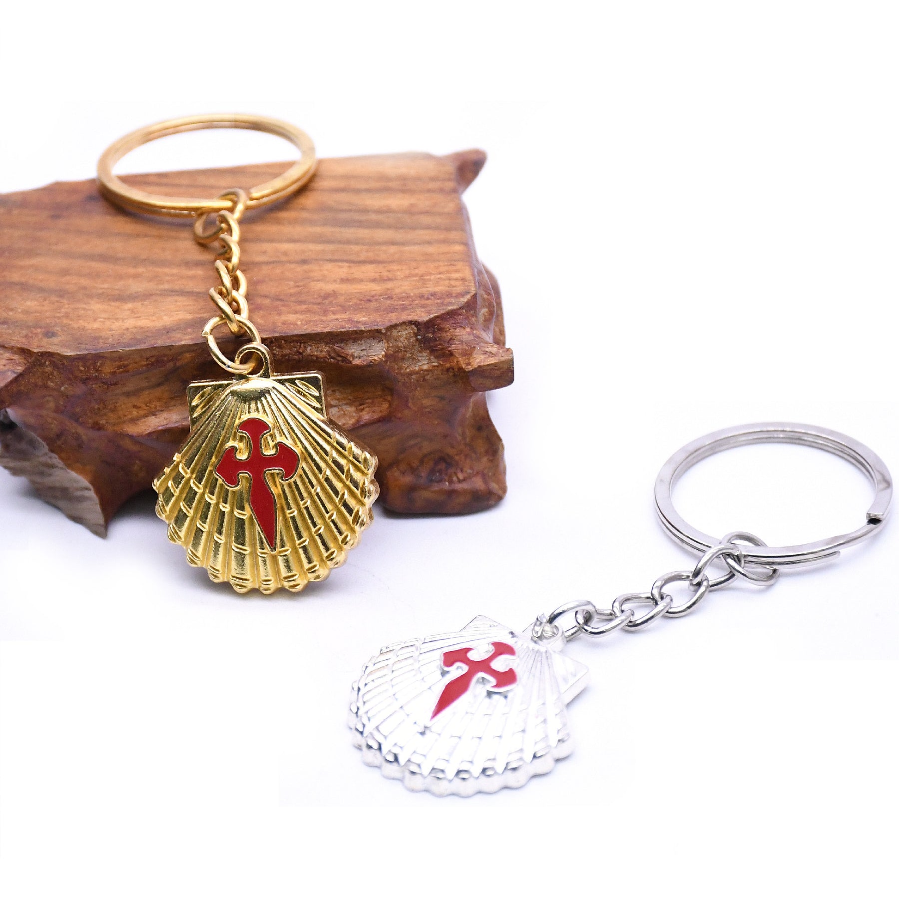 Knights Templar Commandery Keychain - Gold Cross Shell Cross Pendant - Bricks Masons
