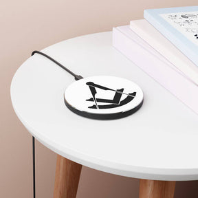 Past Master Blue Lodge Wireless Charger - Black & White - Bricks Masons