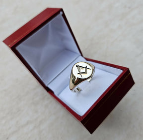 Master Mason Blue Lodge Ring - 14K Gold Square and Compass - Bricks Masons